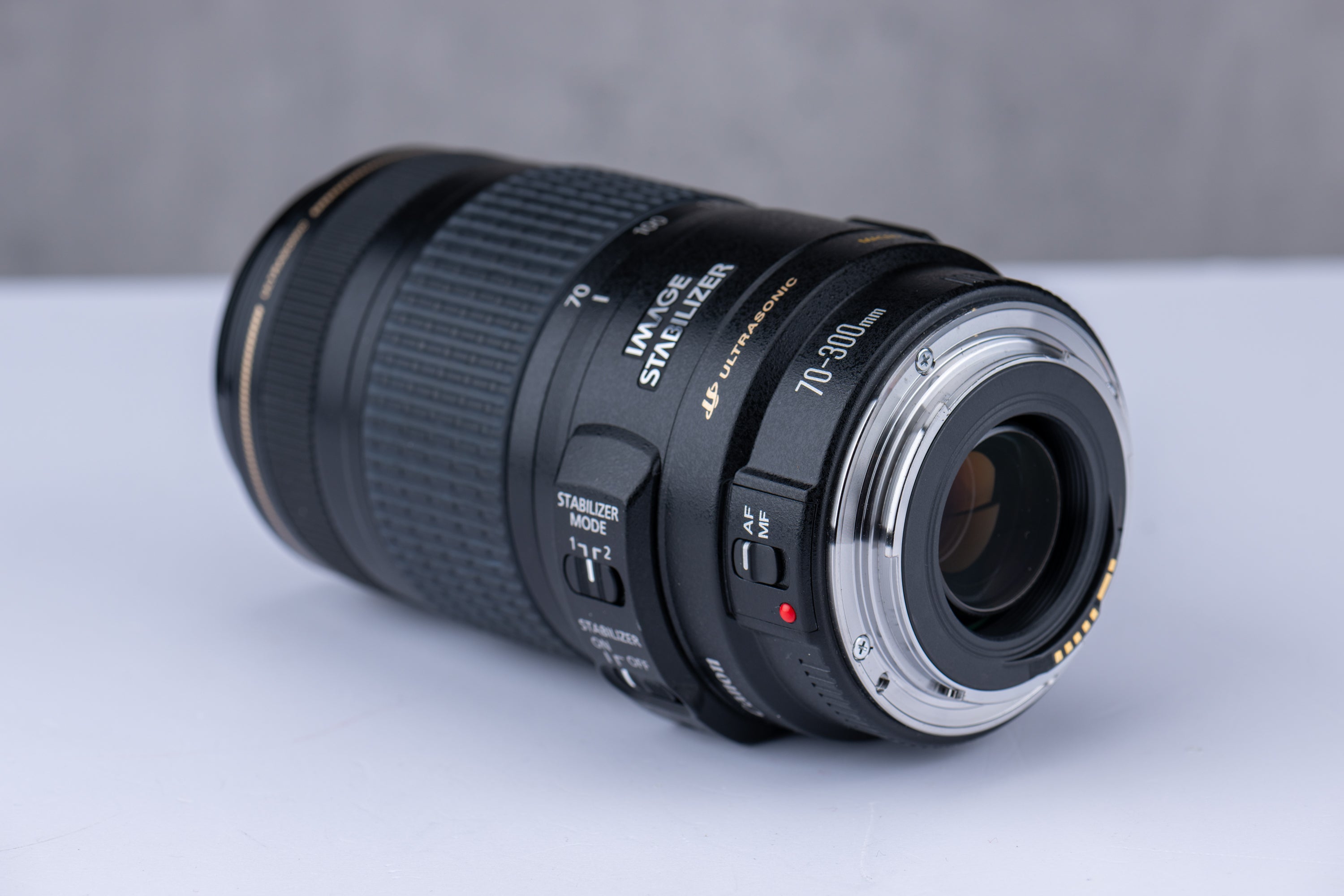 Used Canon EF 70-300mm f4-5.6 IS USM [910691]