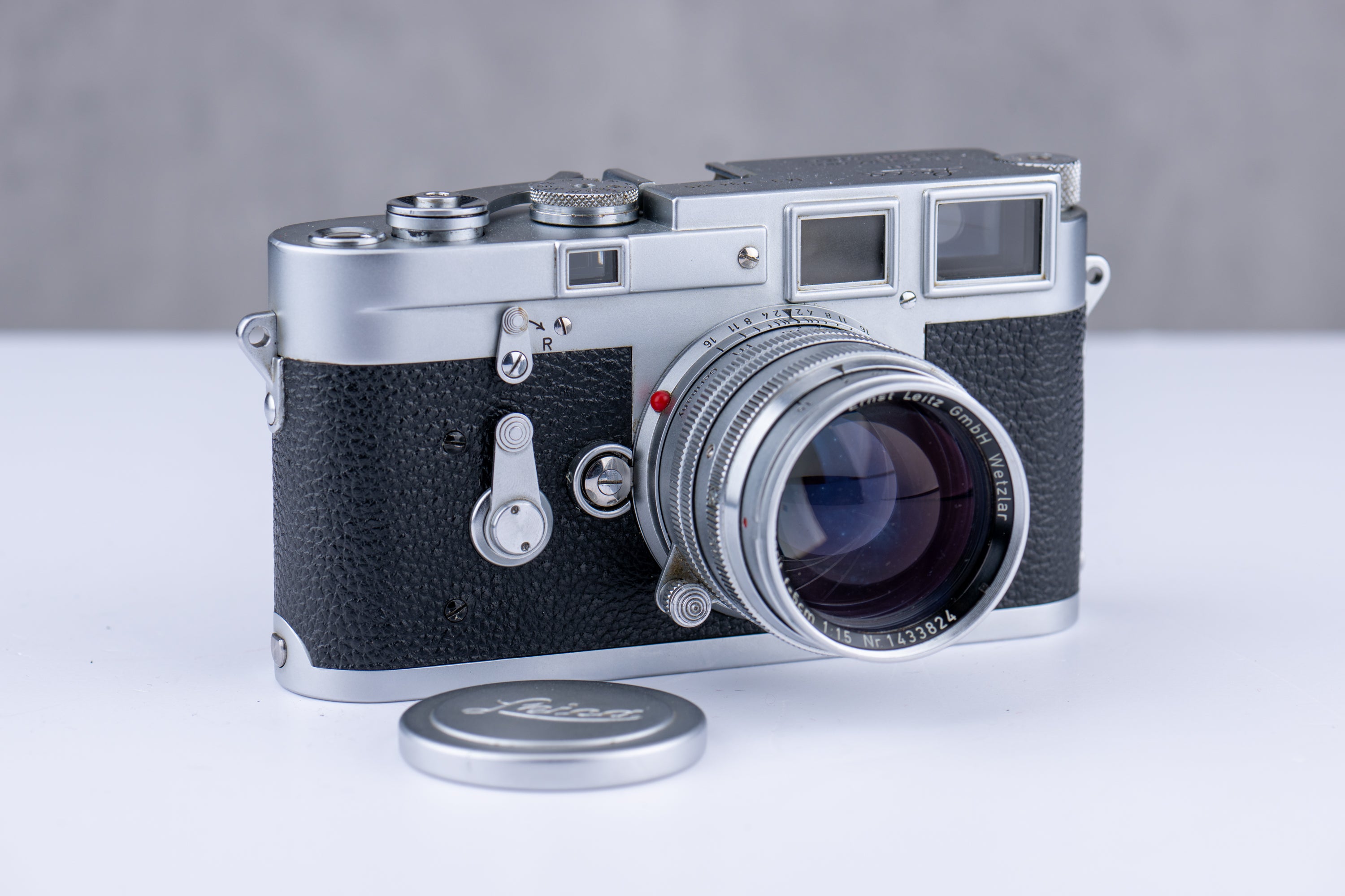 Used Leica M3  DS & Summarit 5cm f/1.5 - product image 1