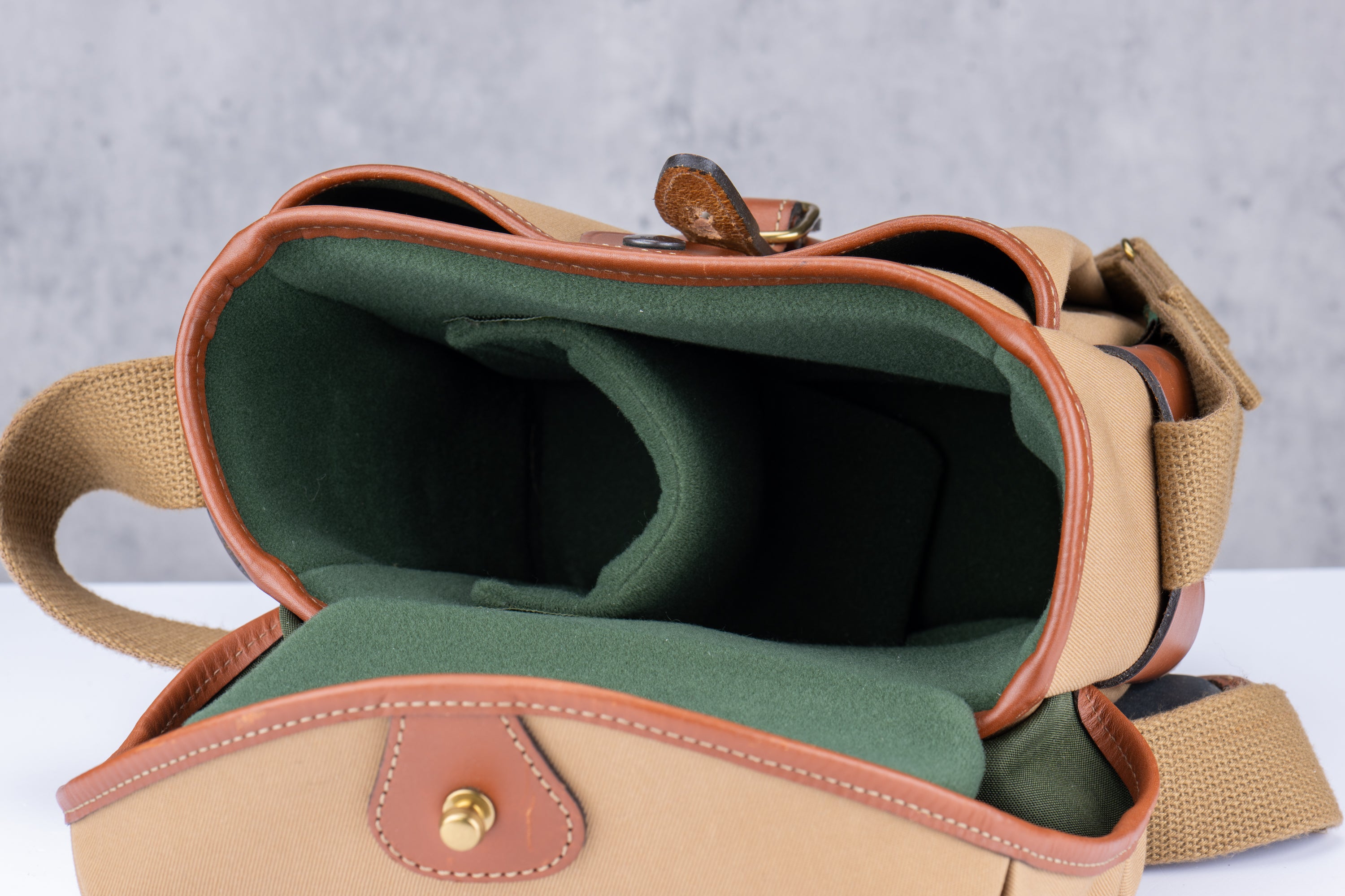Used Billingham Hadley Digital Khaki/Tan Shoulder Bag - product image 4