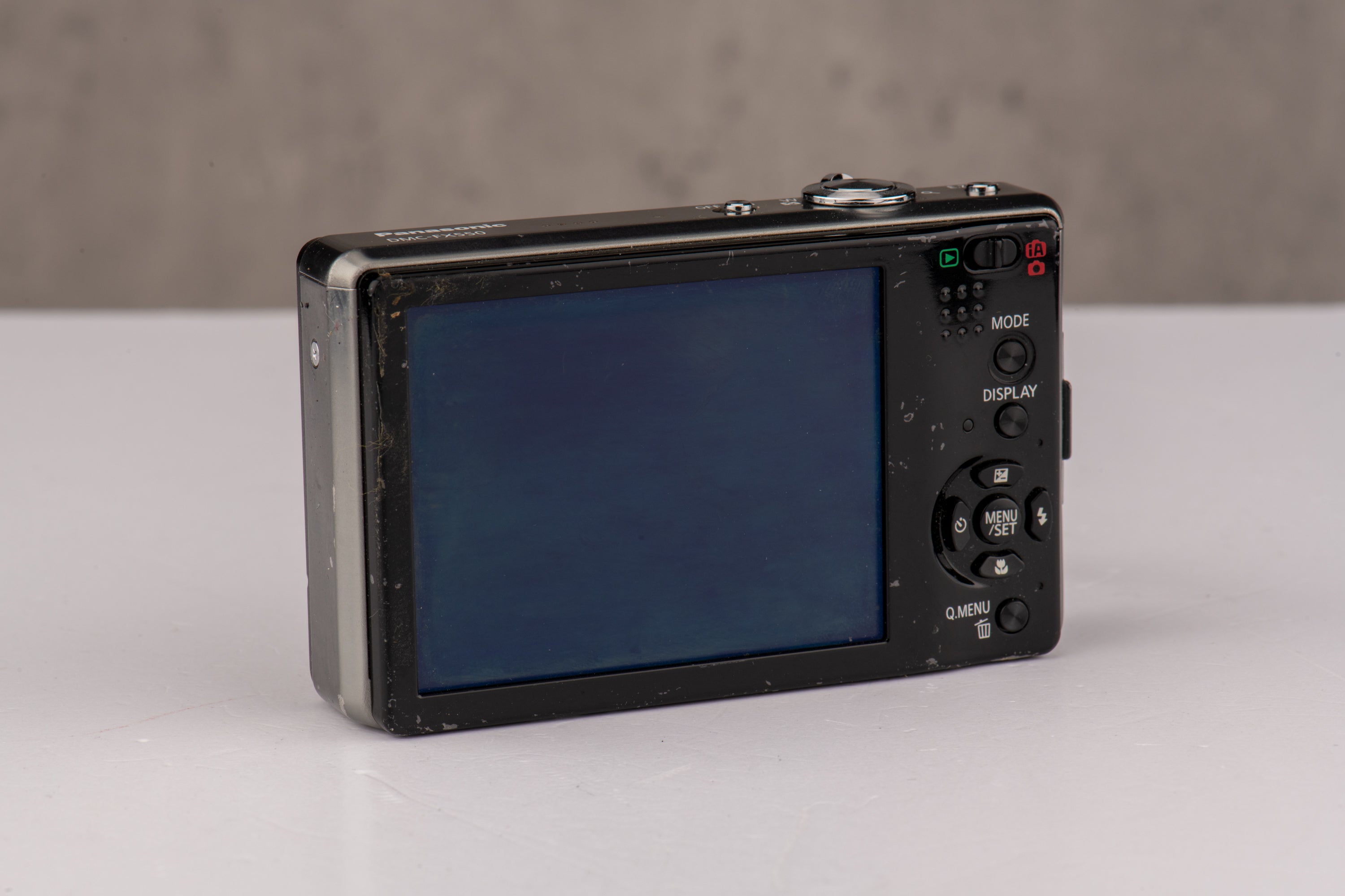 Used Panasonic Lumix FX550 Digital Compact Camera - product image 2