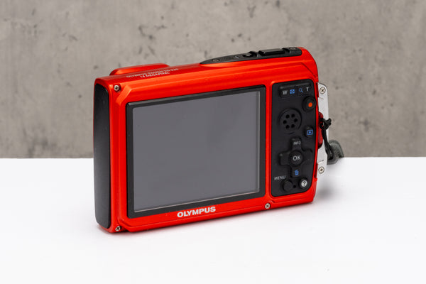 Used Olympus Tough TG-320 Red