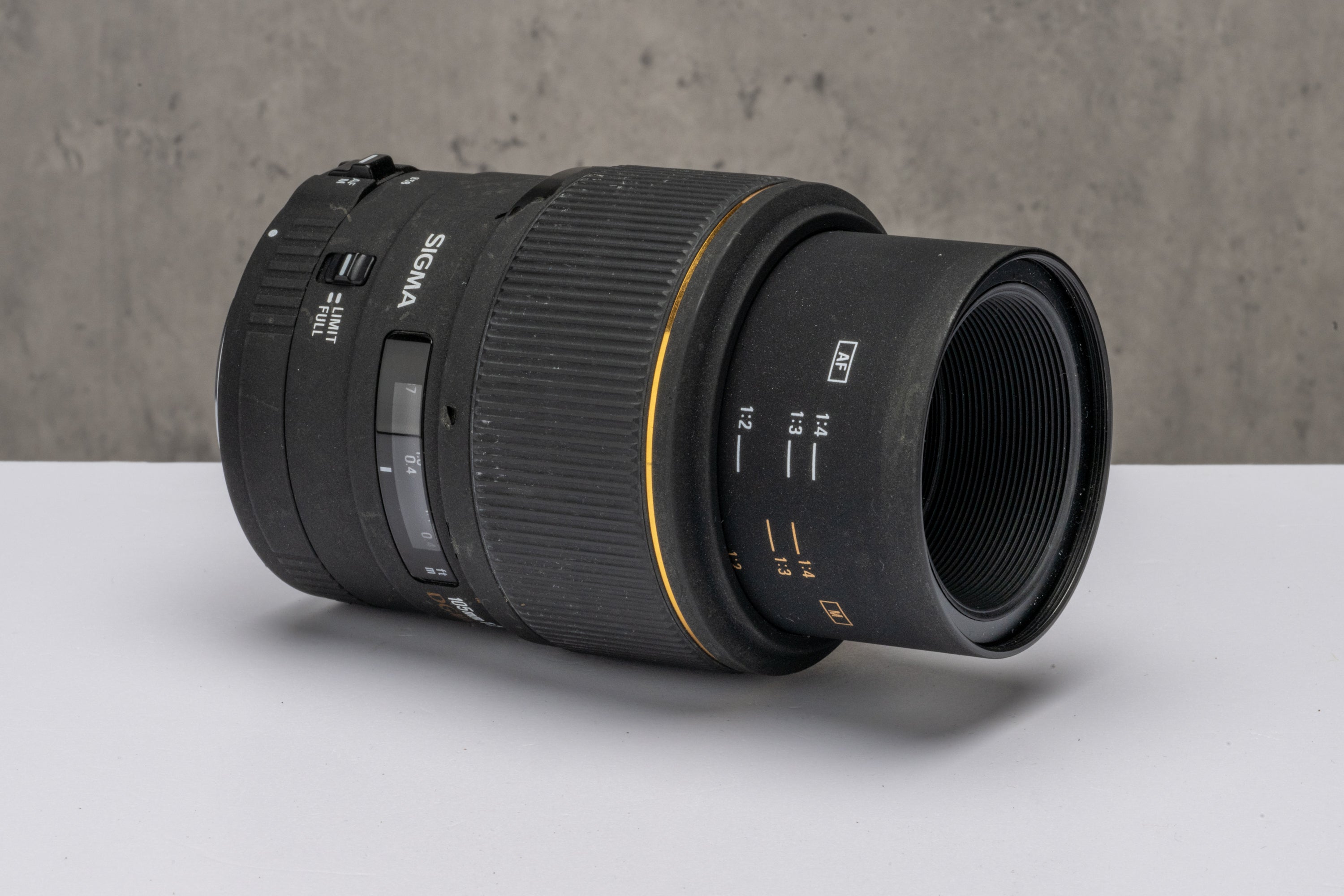 Used Canon EF fit Sigma 105mm f/2.8 EX DG Macro