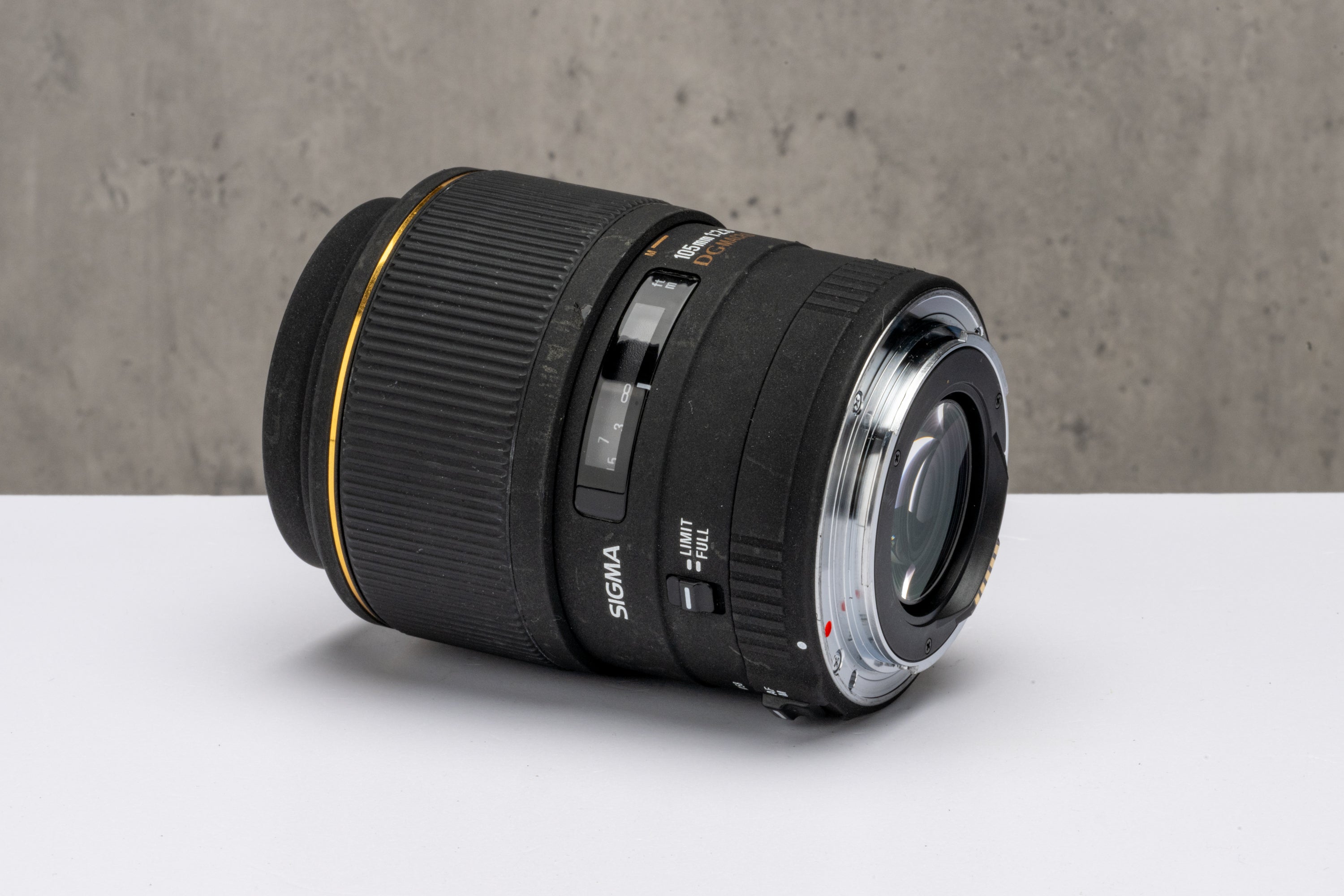 Used Canon EF fit Sigma 105mm f/2.8 EX DG Macro