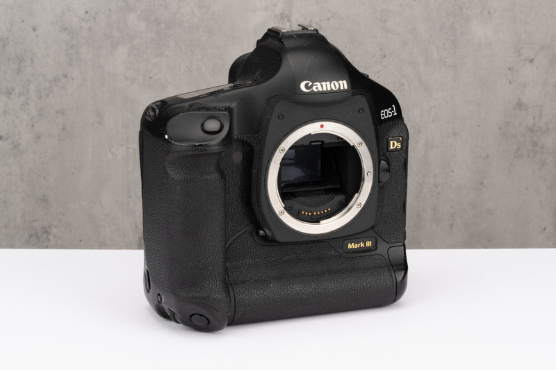 Used Canon EOS 1DS Mark III Digital SLR Camera Body