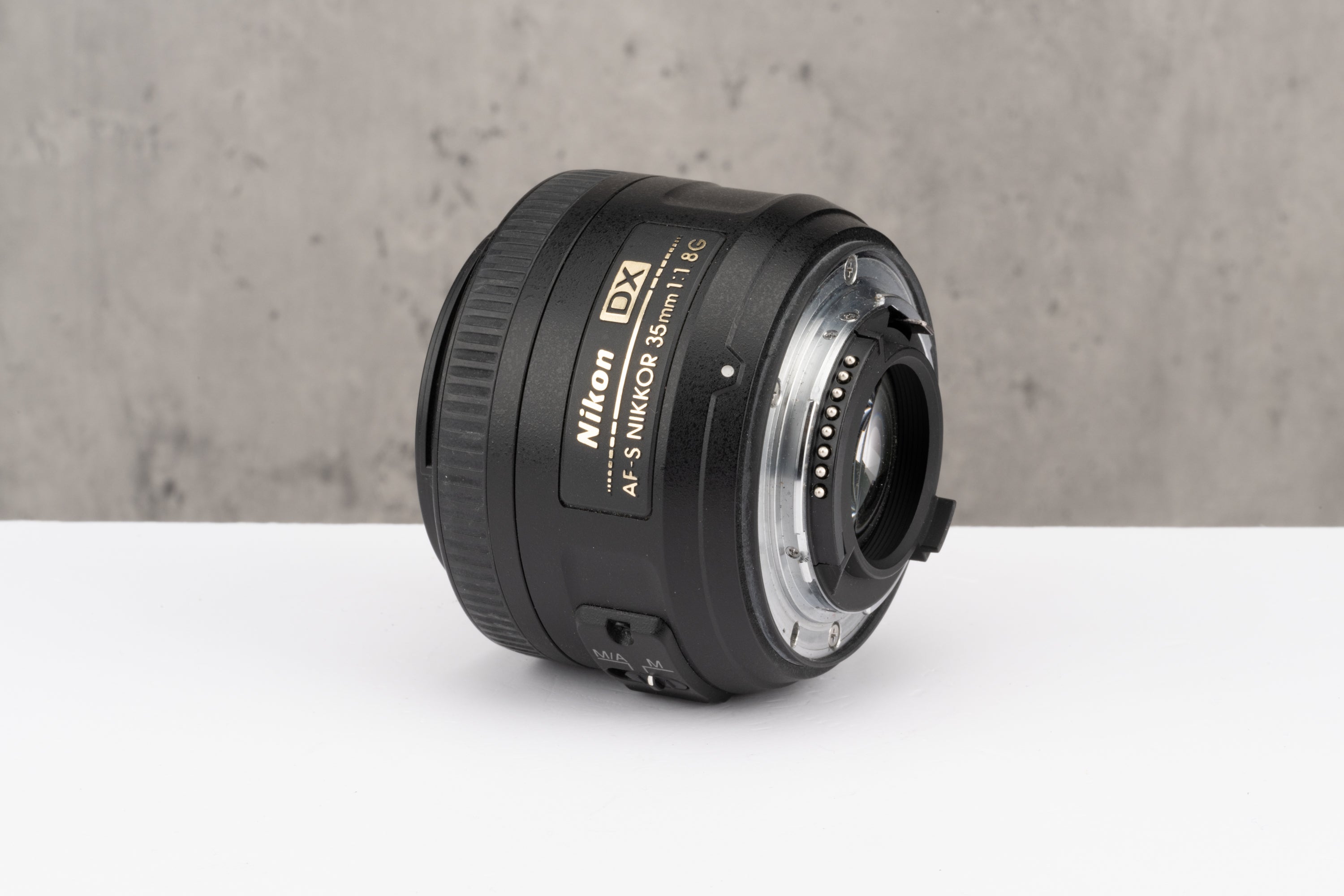 Used Nikon AF-S 35mm f/1.8 G DX Lens
