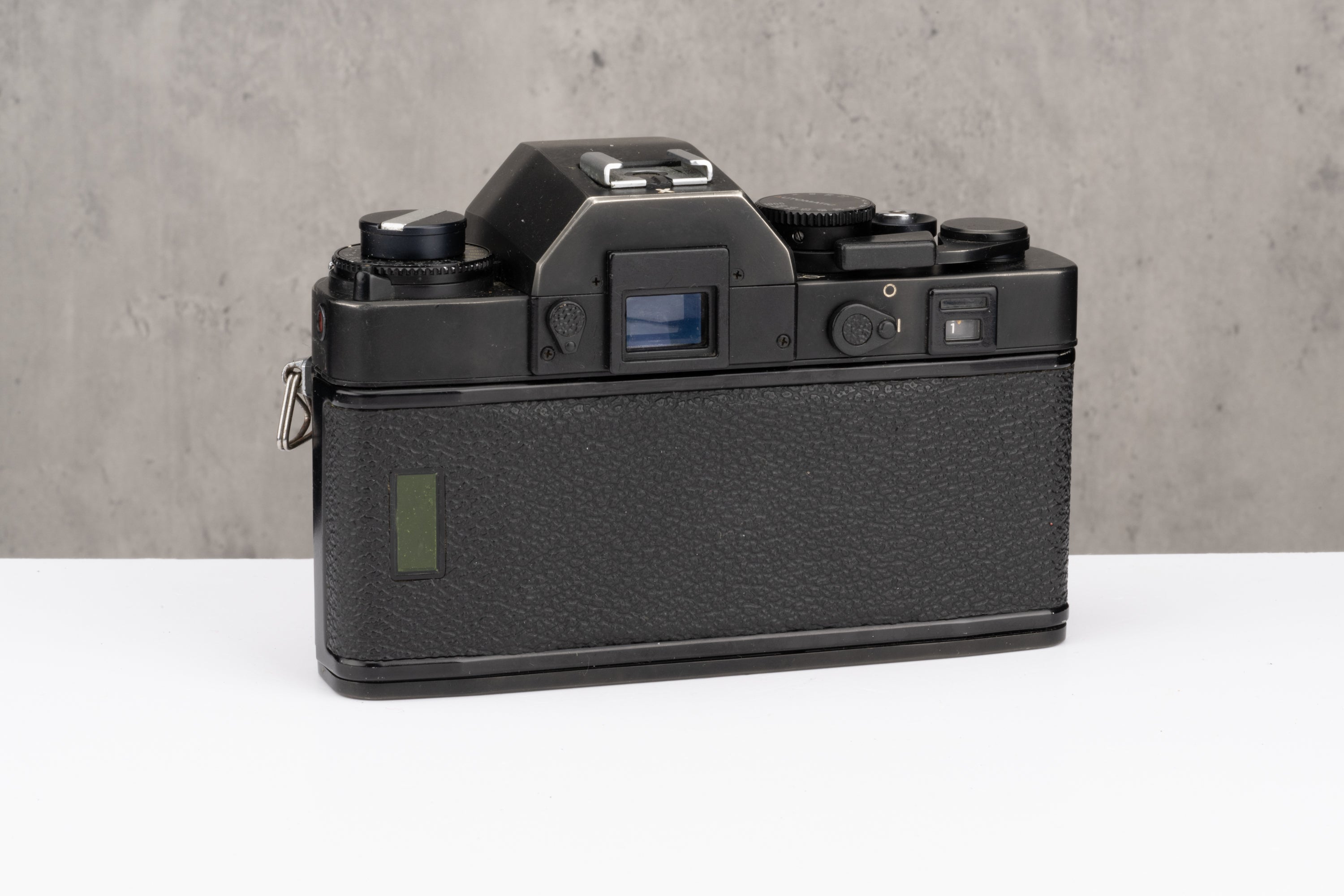 Leica R3 MOT w/ Tamron 28mm f/2.5