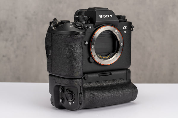 Used Sony a9 III Body + VG-C5 Vertical Grip