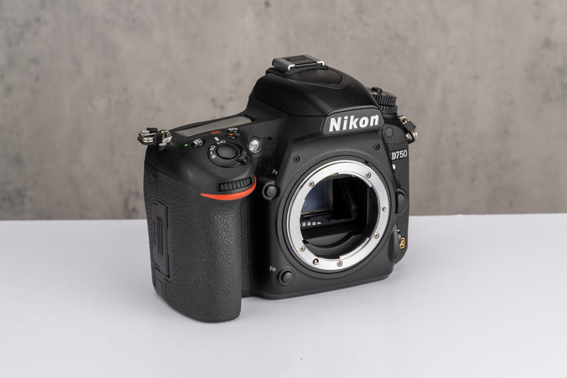 Used Nikon D750 DSLR Camera Body