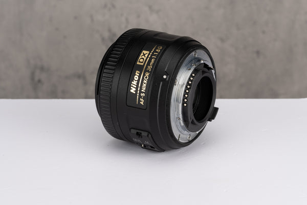 Used Nikon AF-S 35mm f/1.8G DX