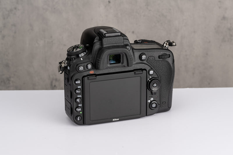 Used Nikon D750 DSLR Camera Body