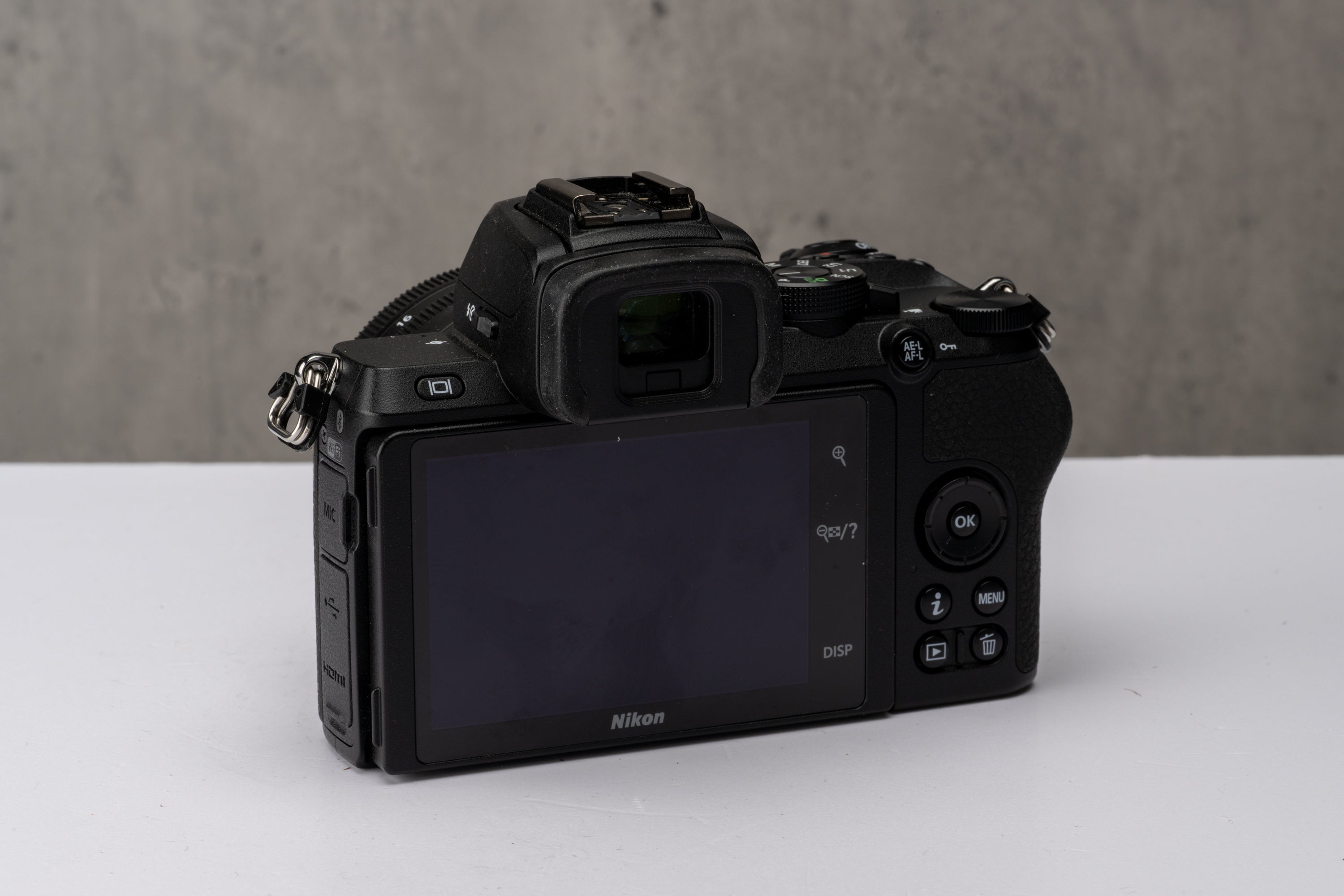 Used Nikon Z50 & 16-50mm f/3.5-6.3 VR