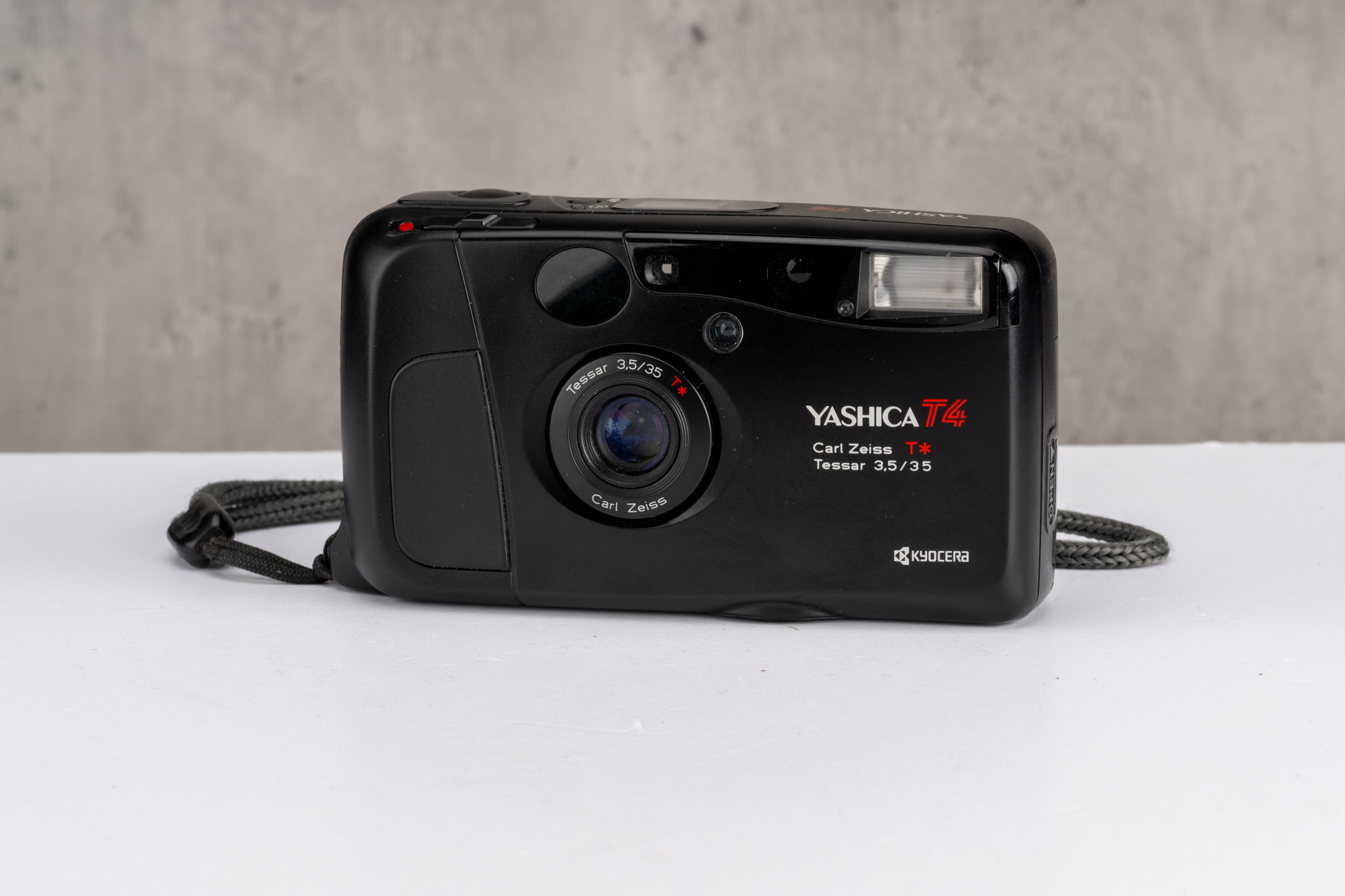 Used Yashica T4 35mm Compact Camera