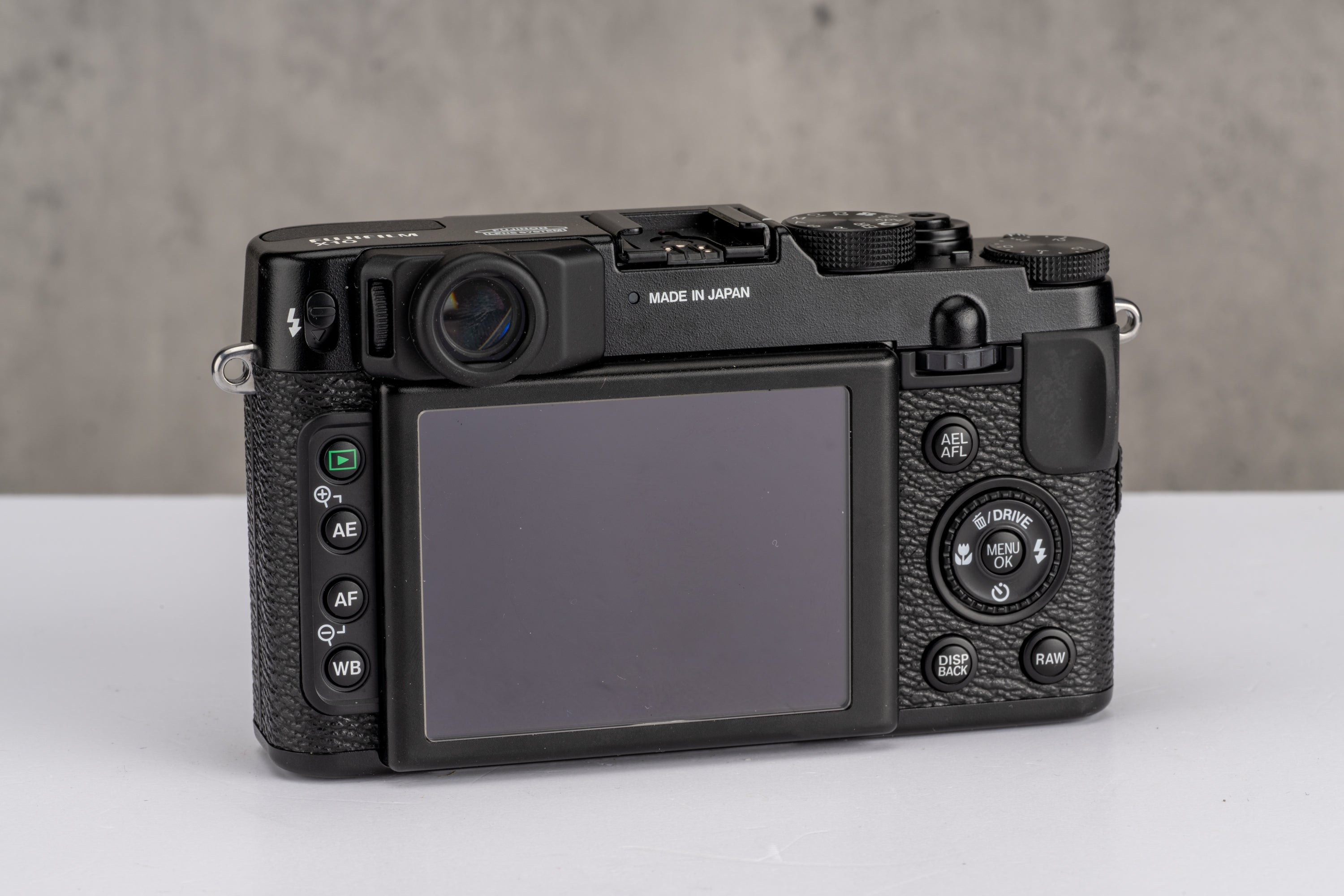 Used Fujifilm X10 Black