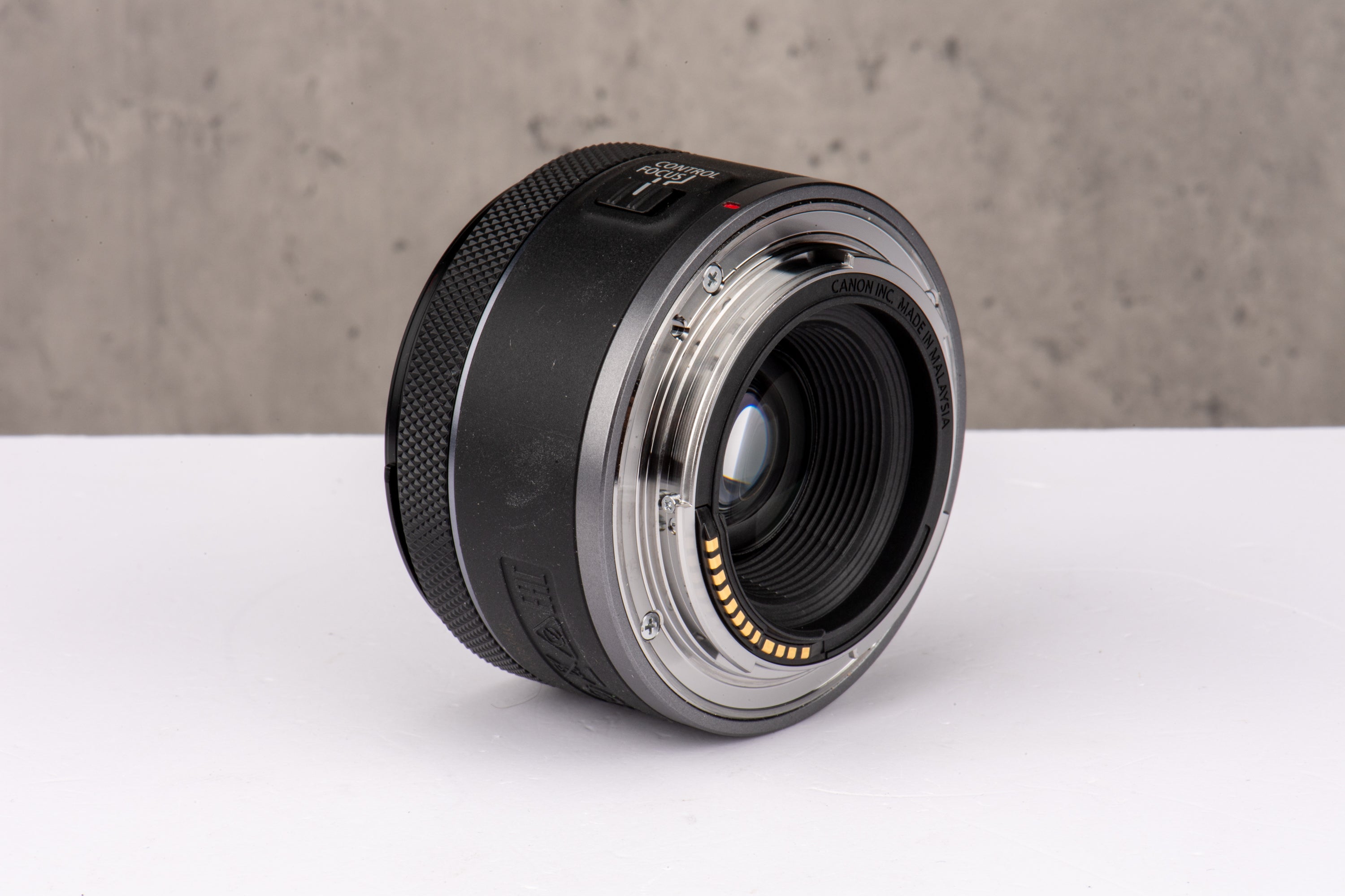 Used Canon RF 50mm f1.8 STM