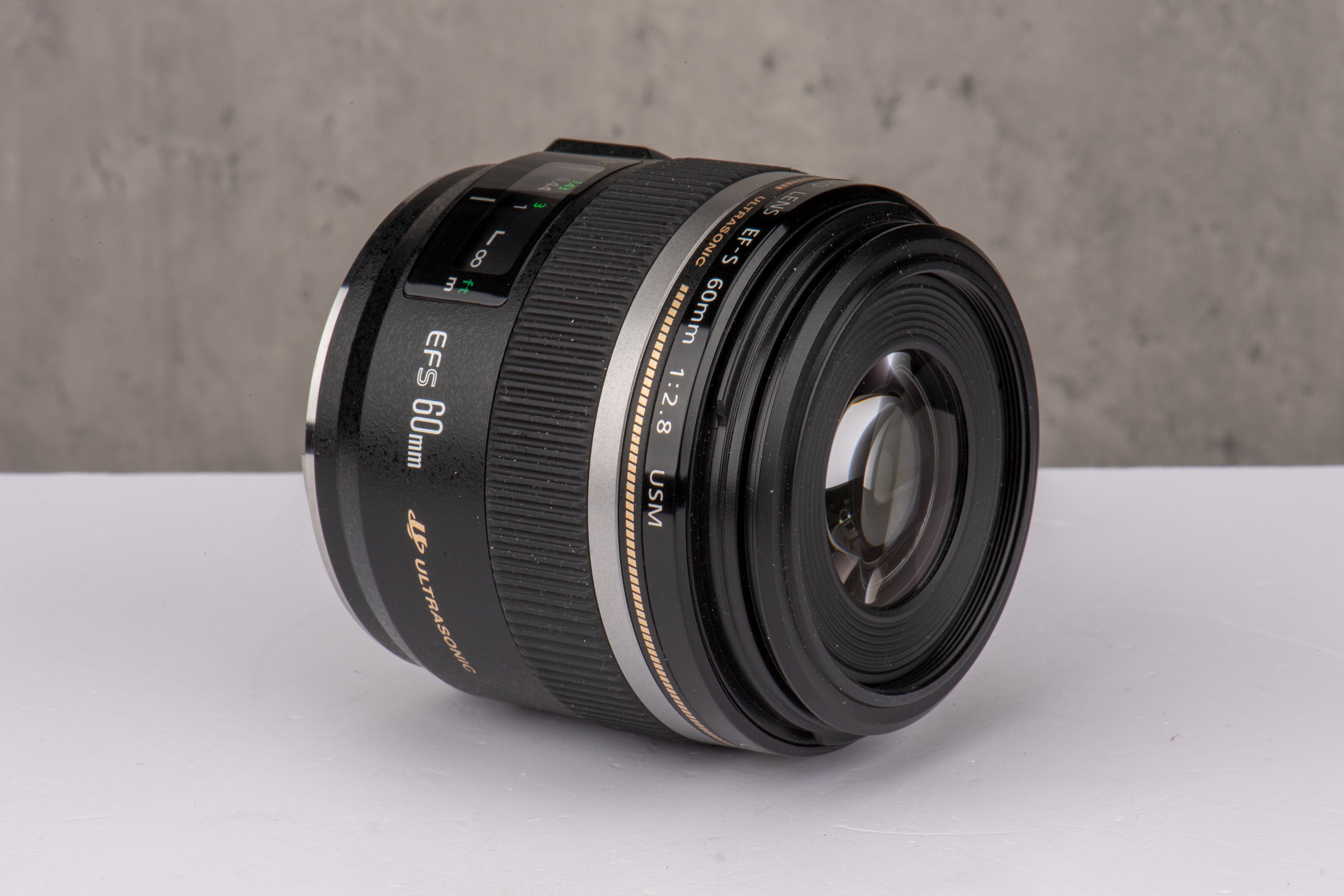 Used Canon EF-S 60mm f/2.8 USM Macro