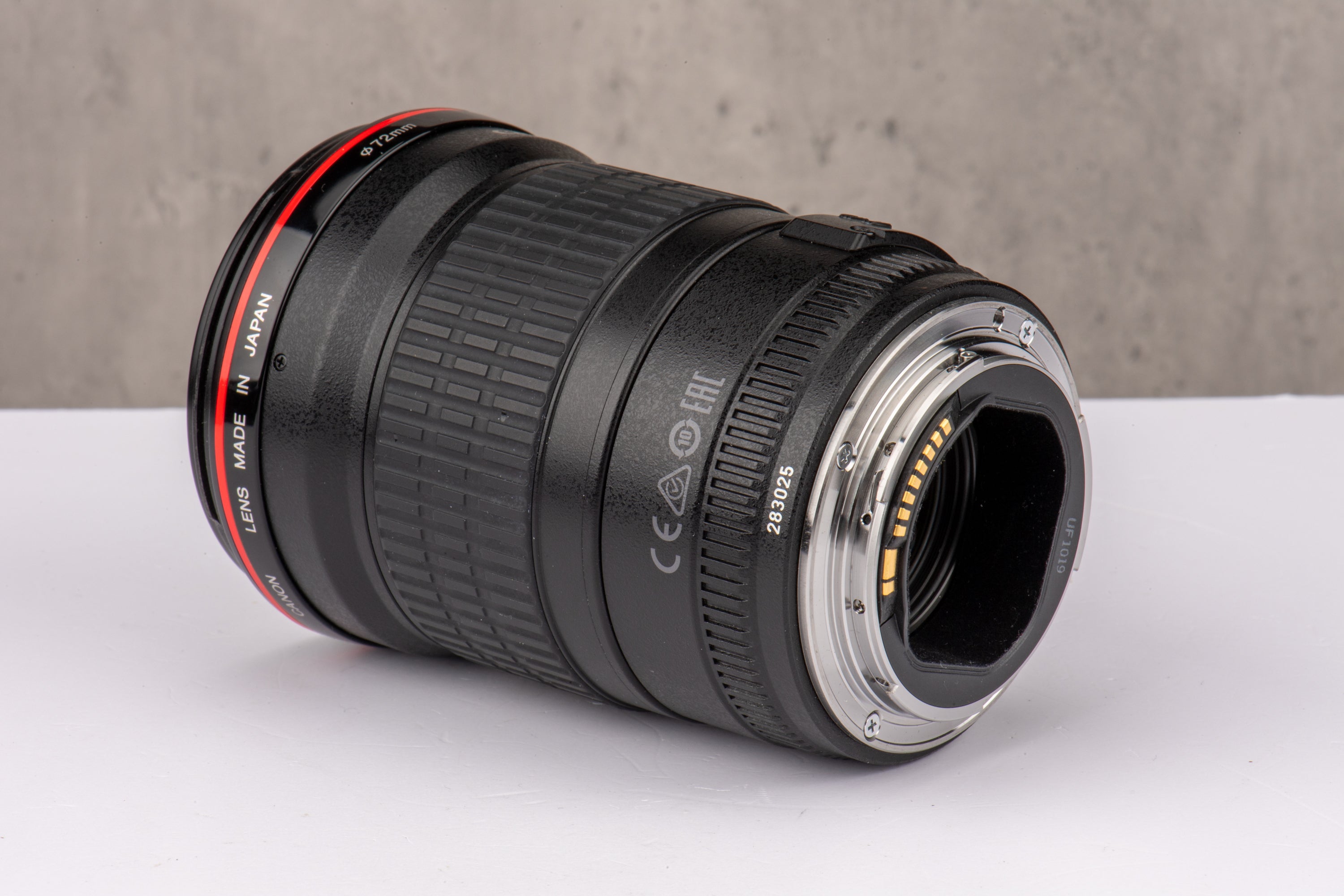 Used Canon EF 135mm f/2L USM
