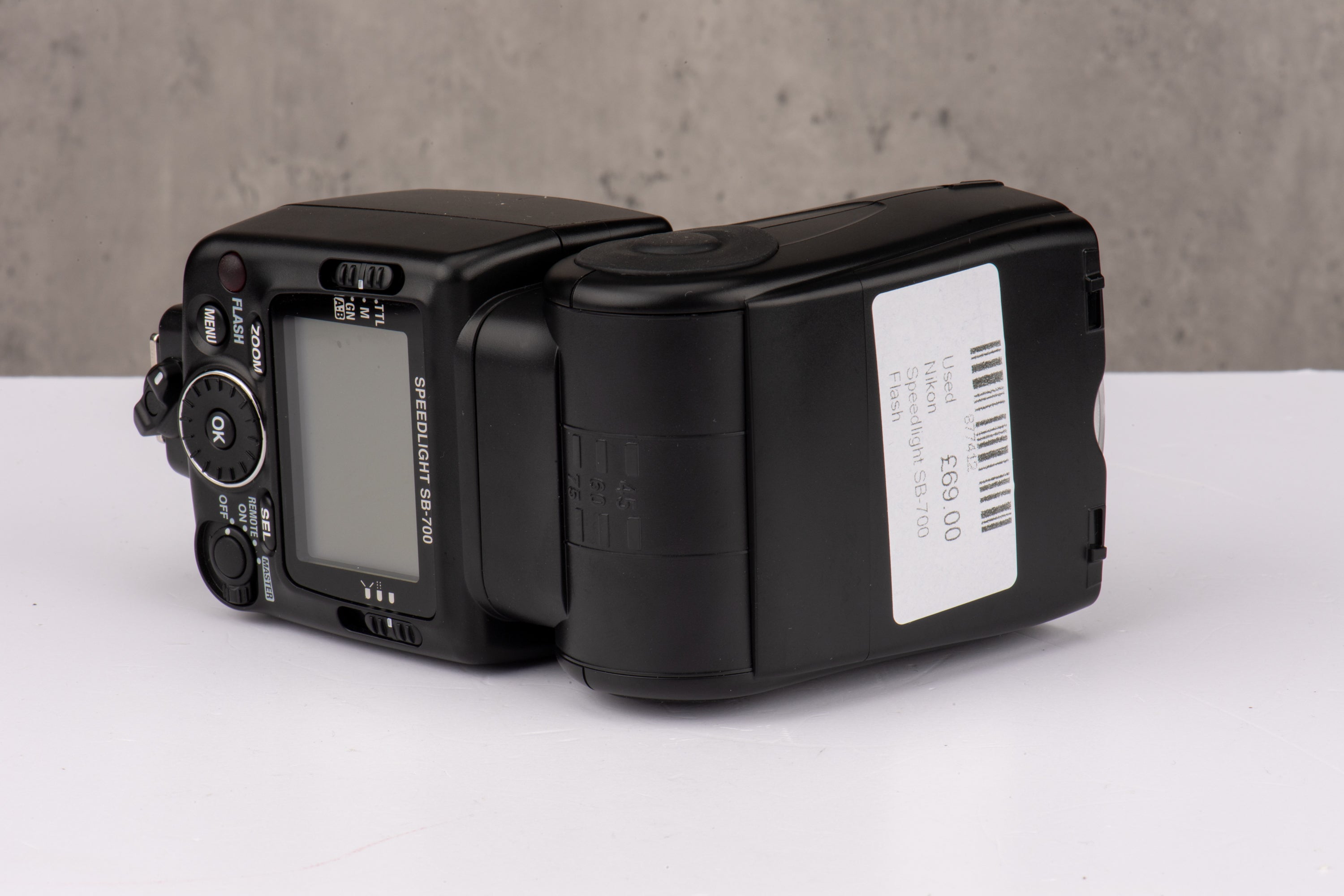 Used Nikon Speedlight SB-700 Flash