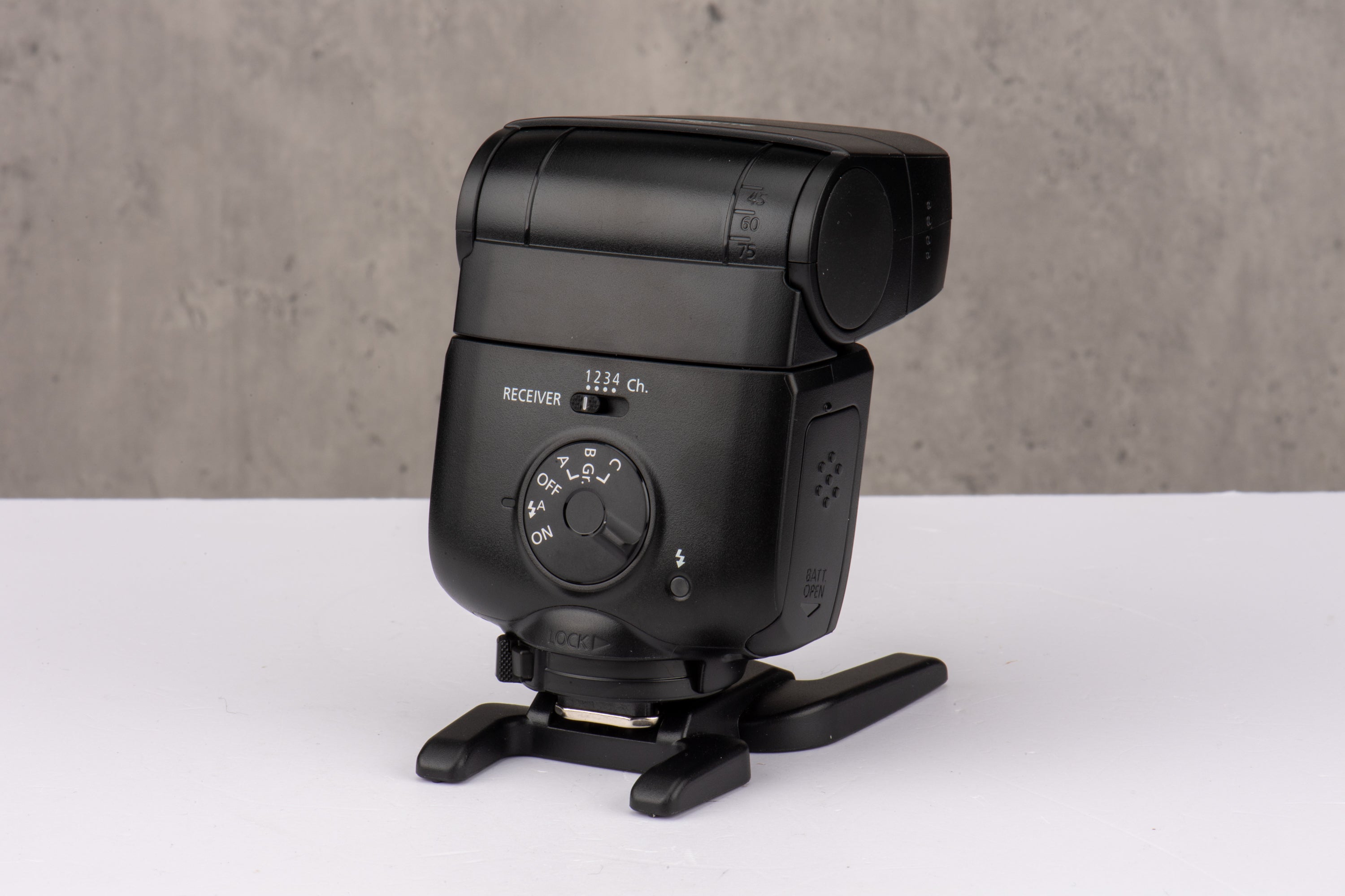 Used Canon Speedlite EL-100 Flash
