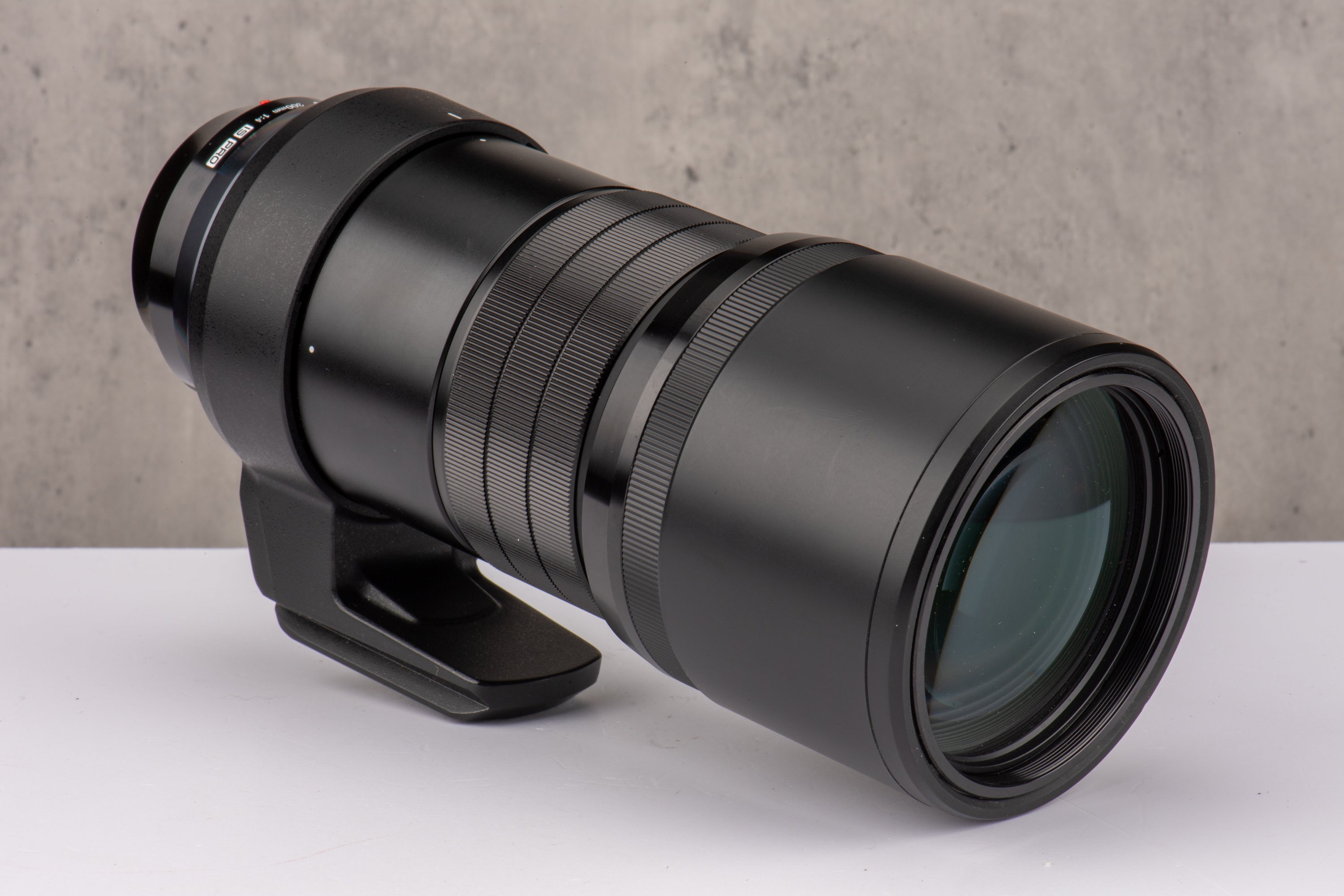 Used Olympus M.Zuiko Digital ED 300mm f/4 IS PRO