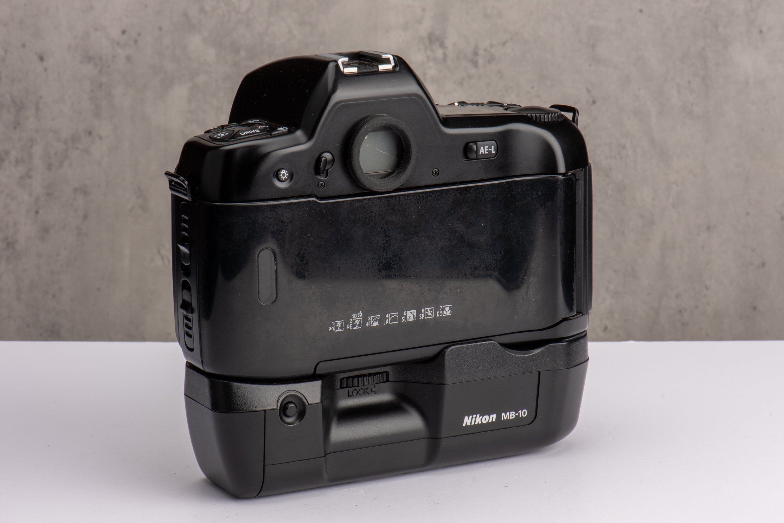 Nikon F90X w/ MB-10 Grip