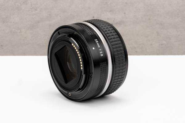 Used Nikon Z 28mm f2.8 SE Lens