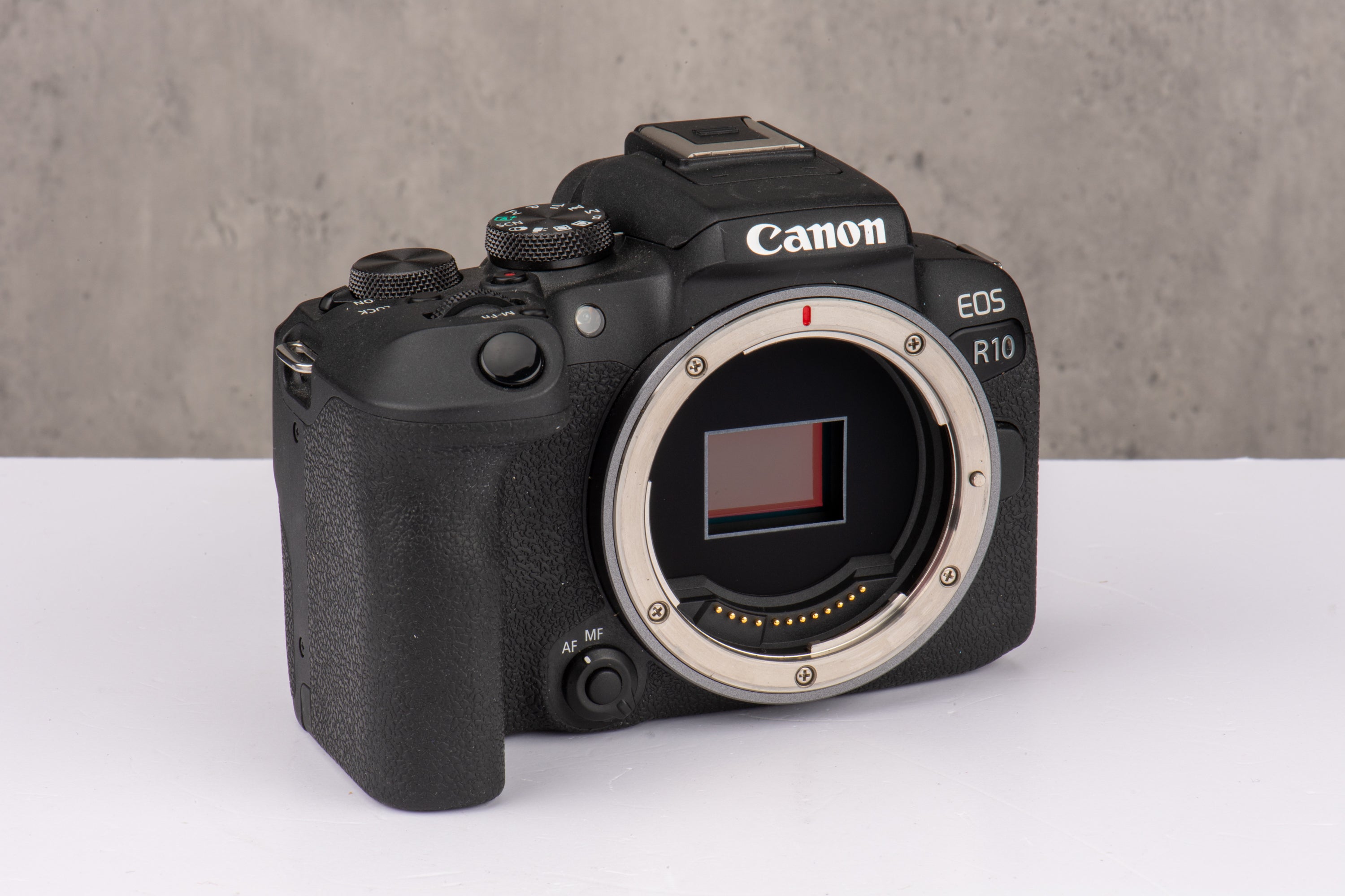 Used Canon EOS R10 Body