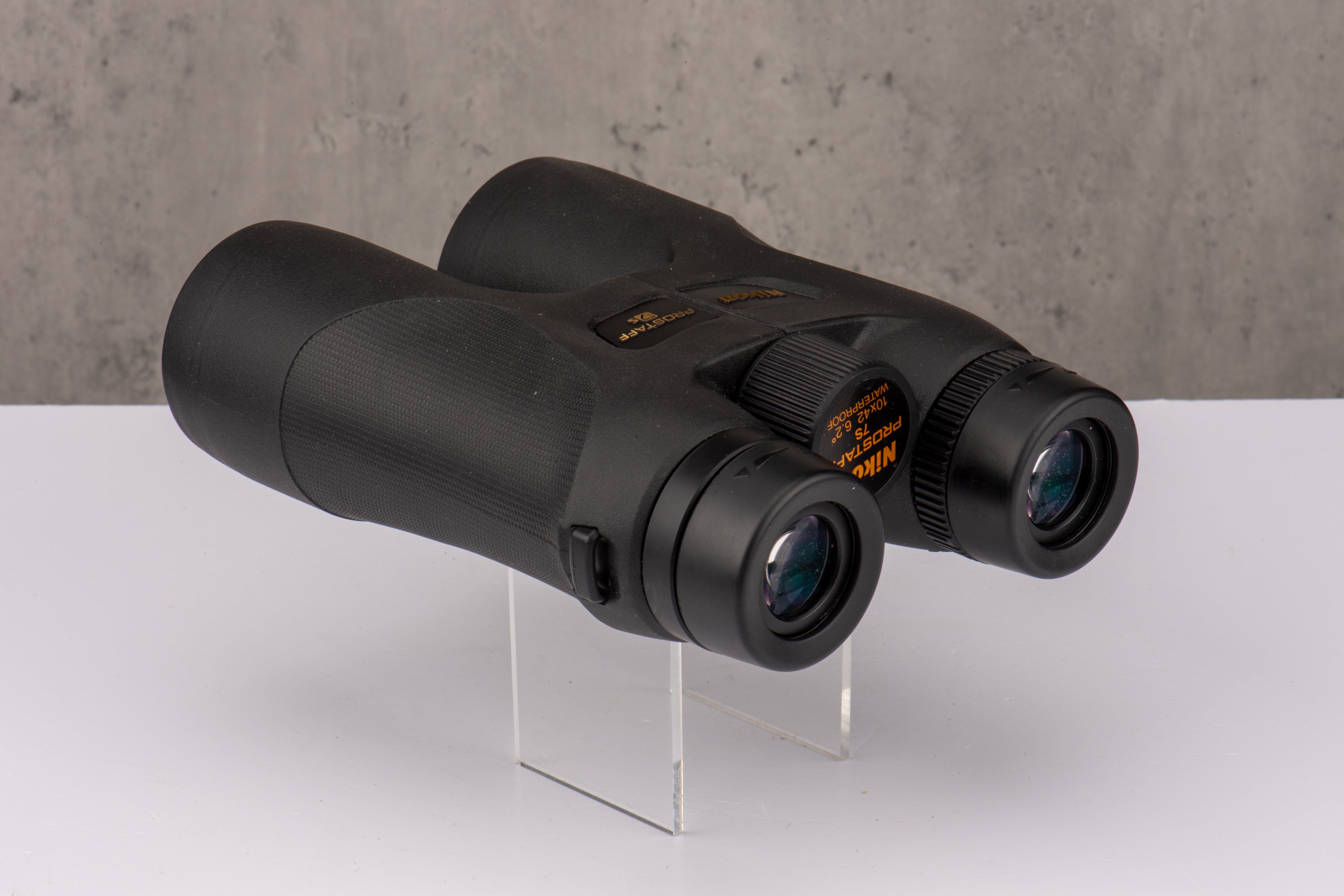 Used Nikon 10x42 Prostaff 7S