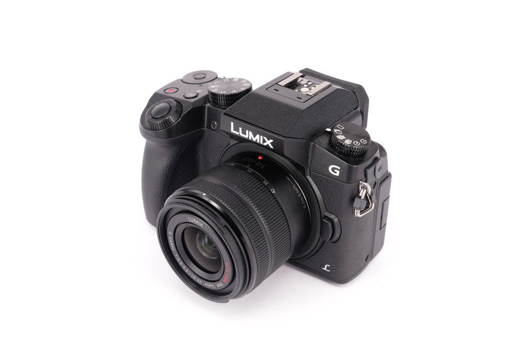 Used Panasonic Lumix G7 Mirrorless Camera + 14-42mm