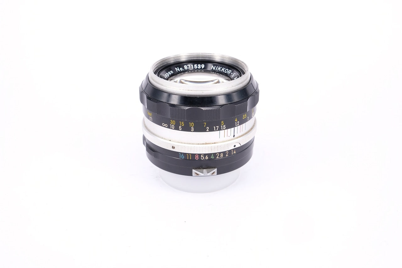 Used Nippon Kogaku Nikkor-S 50mm f/1.4 Lens