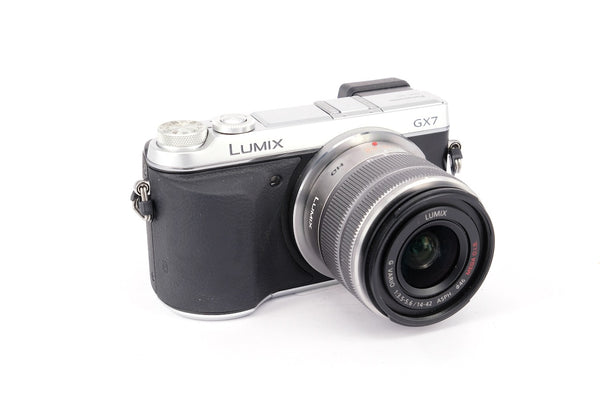 Used Panasonic Lumix GX7 + 14-42mm Mirrorless Camera