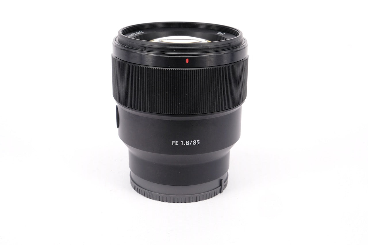 Used Sony FE 85mm f/1.8 Lens