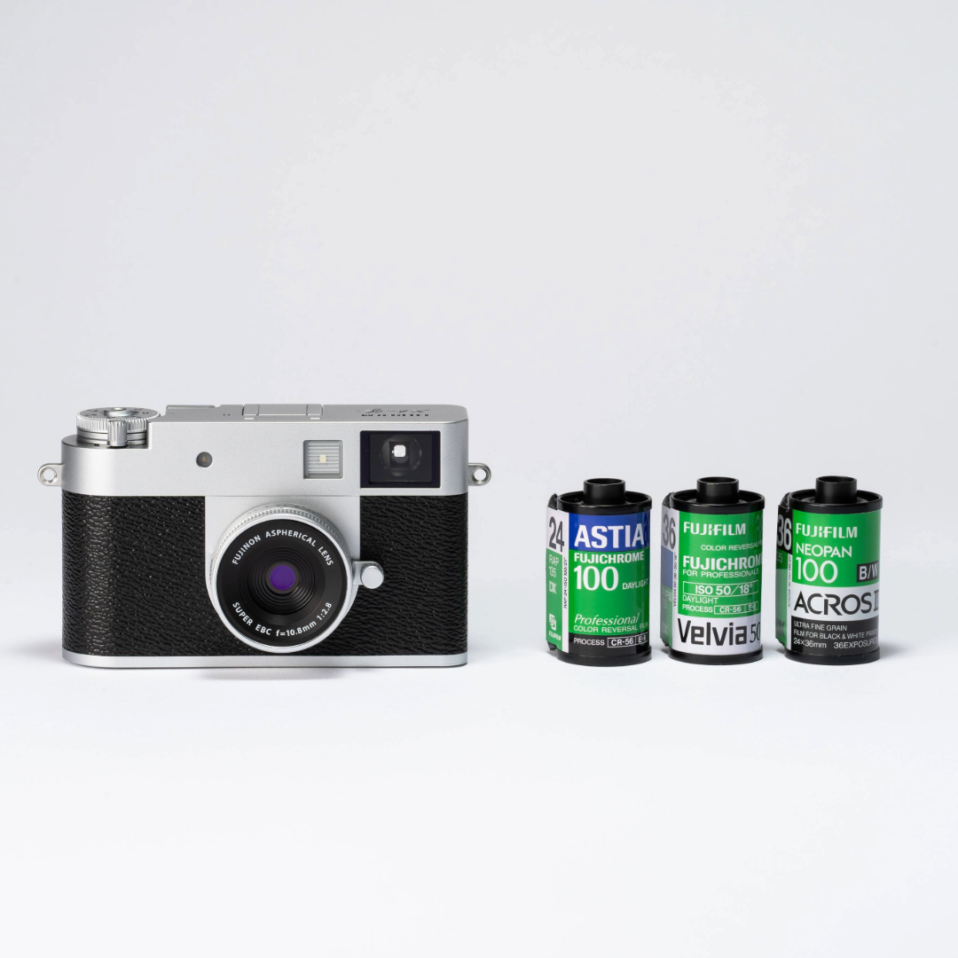 Fujifilm X Half Digital Compact Camera (Charcoal)