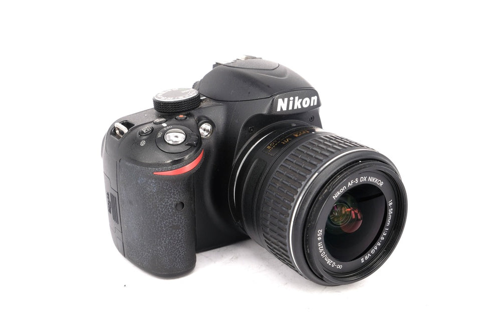 Nikon デジタル一眼レフカメラ D3200 レンズキット AF-S DX 【公式通販】