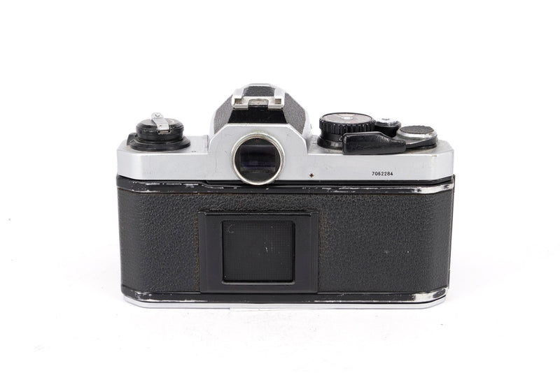 Used Nikon FM2 + 50mm f/1.8 35mm SLR Camera