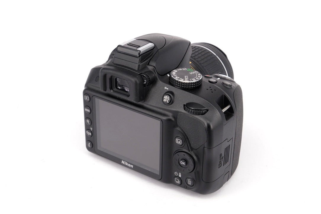 Used Nikon D3300 + AF-P 18-55mm Digital SLR Camera