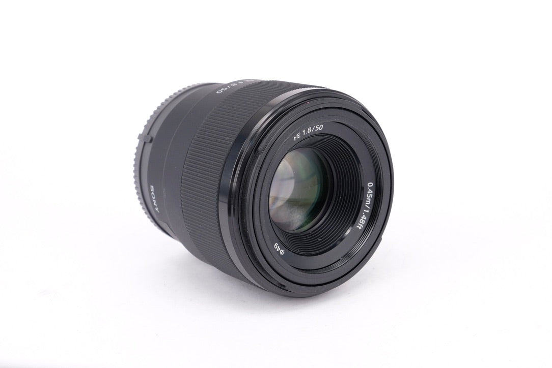 Used Sony FE 50mm f/1.8 Lens