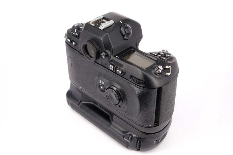 Used Nikon F100 35mm SLR Camera + Grip