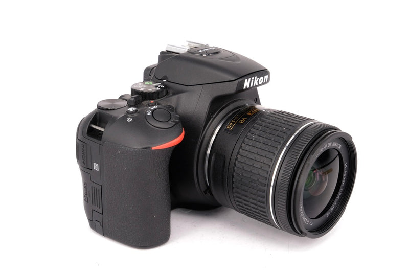 Used Nikon D5600 + AF-P 18-55mm VR Digital SLR Camera