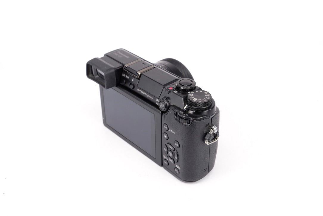 Used Panasonic Lumix GX7 Mirrorless Camera + 12-32mm Lens