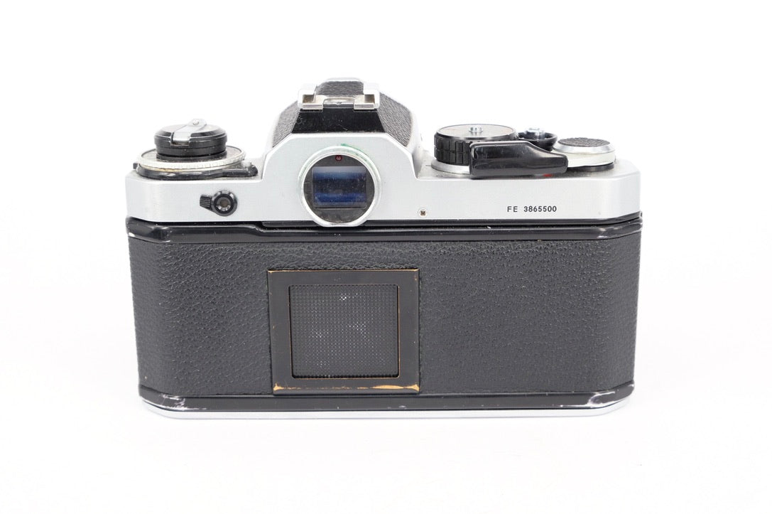 Nikon FE + 50mm f/2 35mm SLR Camera