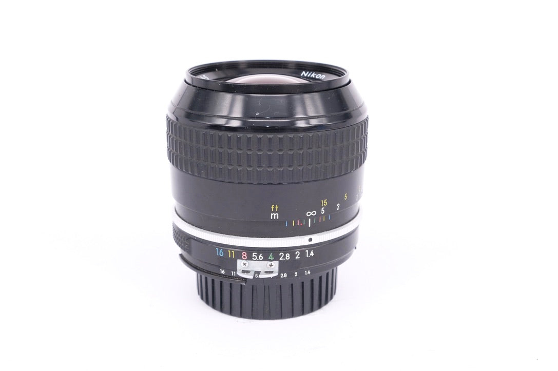Nikon Ai 35mm f/1.4 Lens