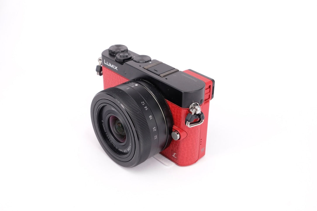 Used Panasonic Lumix GM5 + 12-32mm Mirrorless Camera