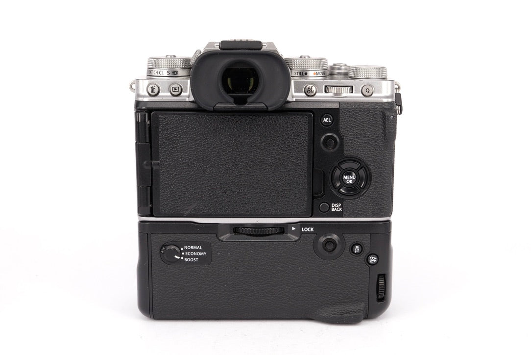 Used Fujifilm X-T4 Body + Vertical Grip