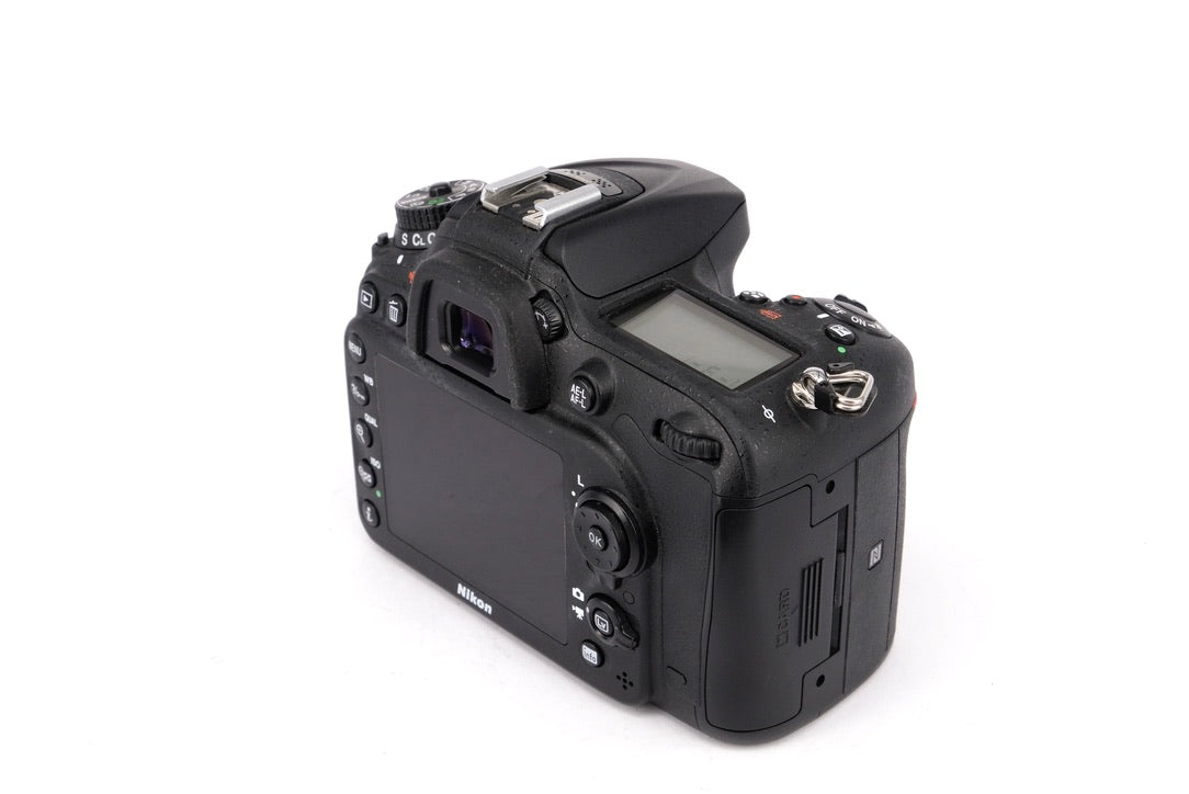 Used Nikon D7200 Digital SLR Camera Body