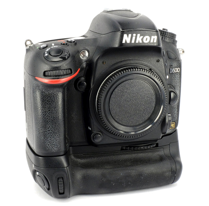 Used Nikon D600 Digital SLR Camera Body & MB-D14 Grip
