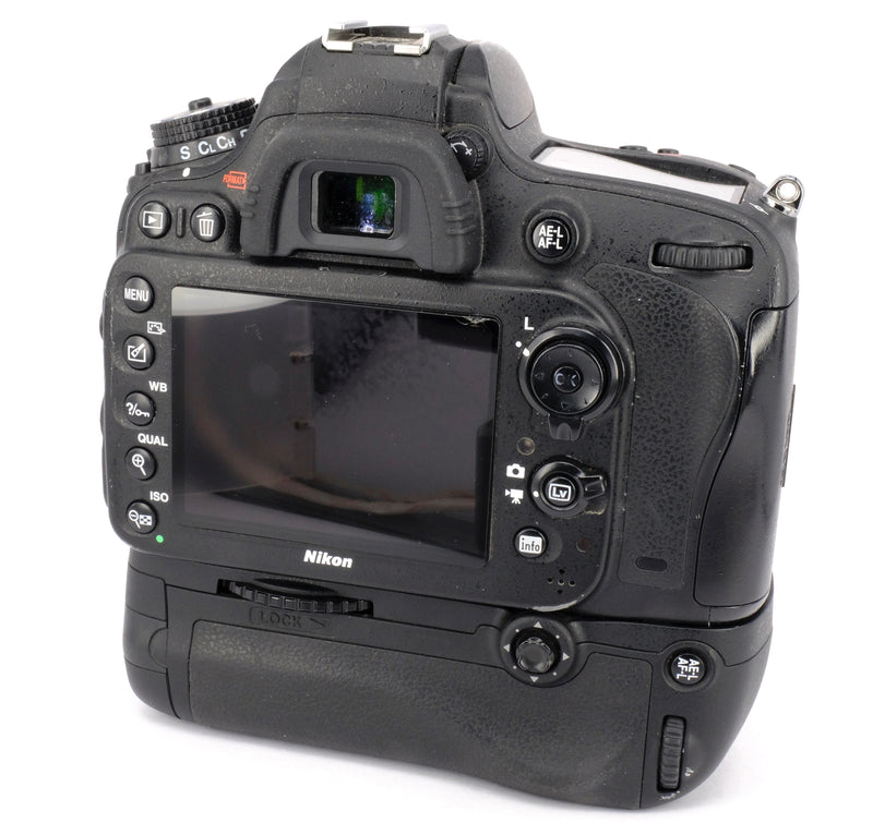 Used Nikon D600 Digital SLR Camera Body & MB-D14 Grip