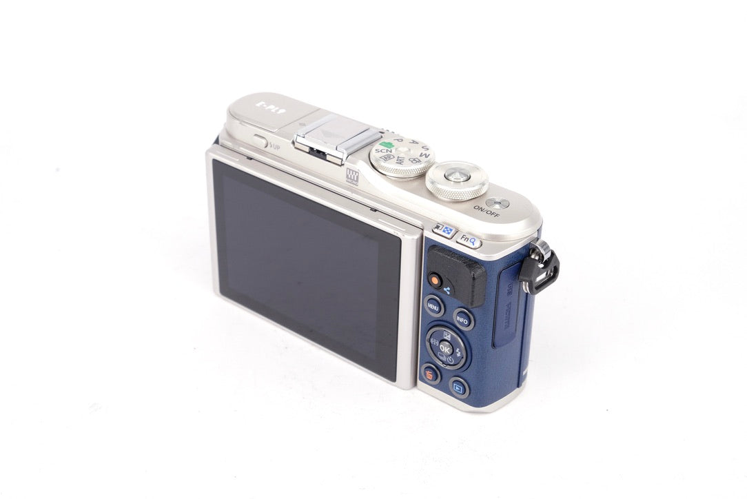 Used Olympus PEN E-PL9 Digital Mirrorless Camera Body