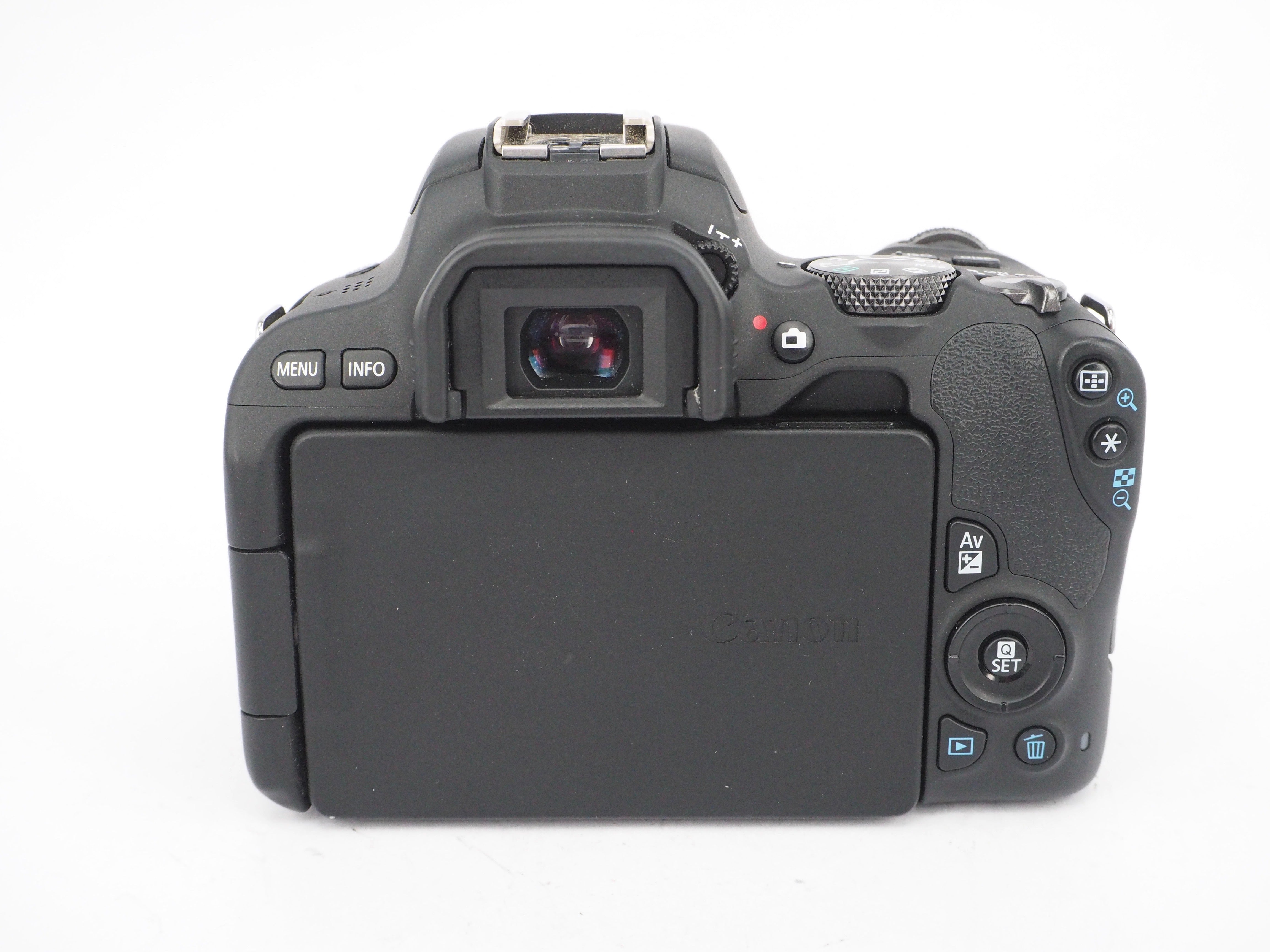 Used Canon EOS 200D Digital SLR Camera & 18-55mm lens