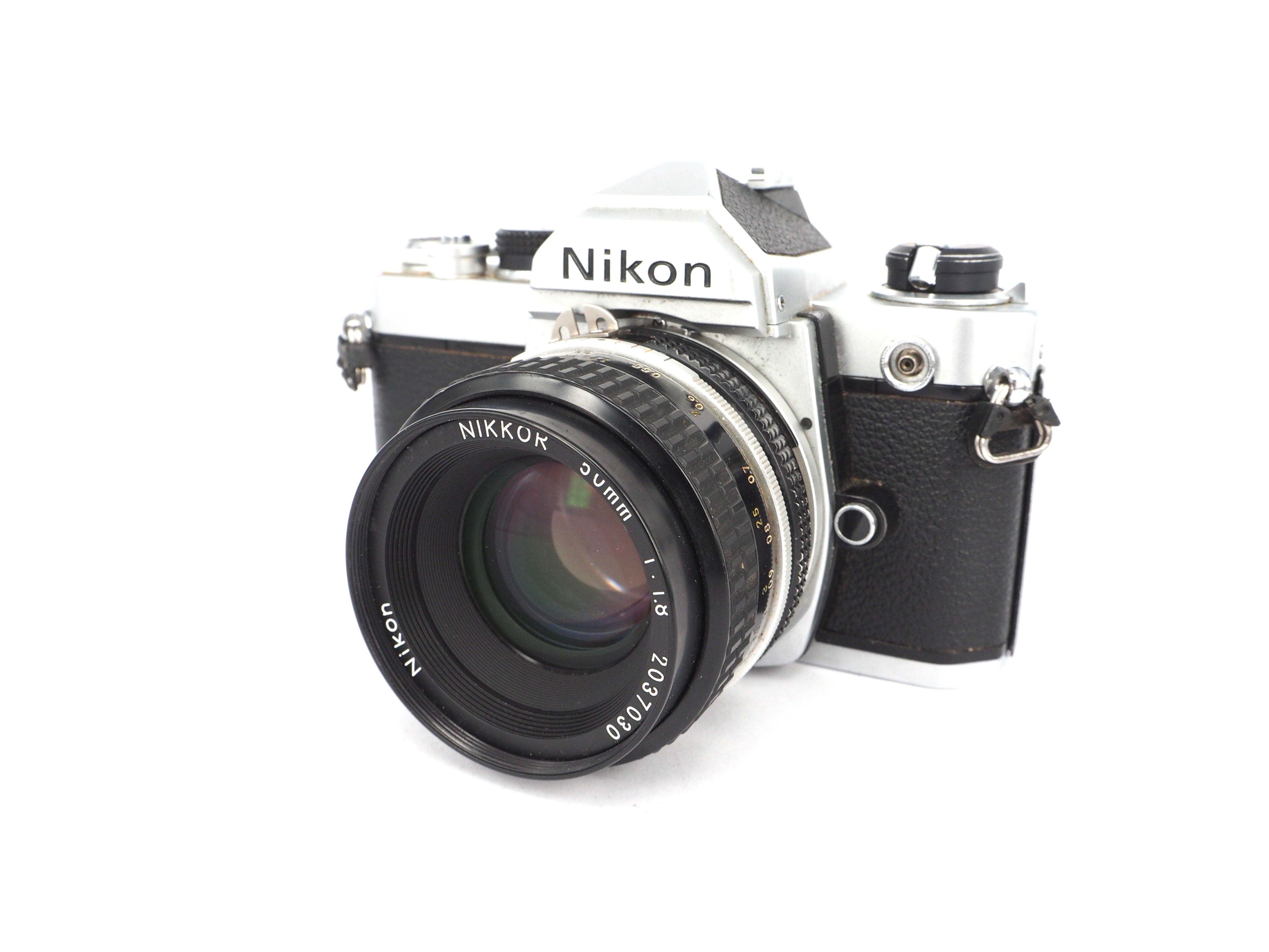 Nikon FM + 50mm f1.8 35mm SLR Camera