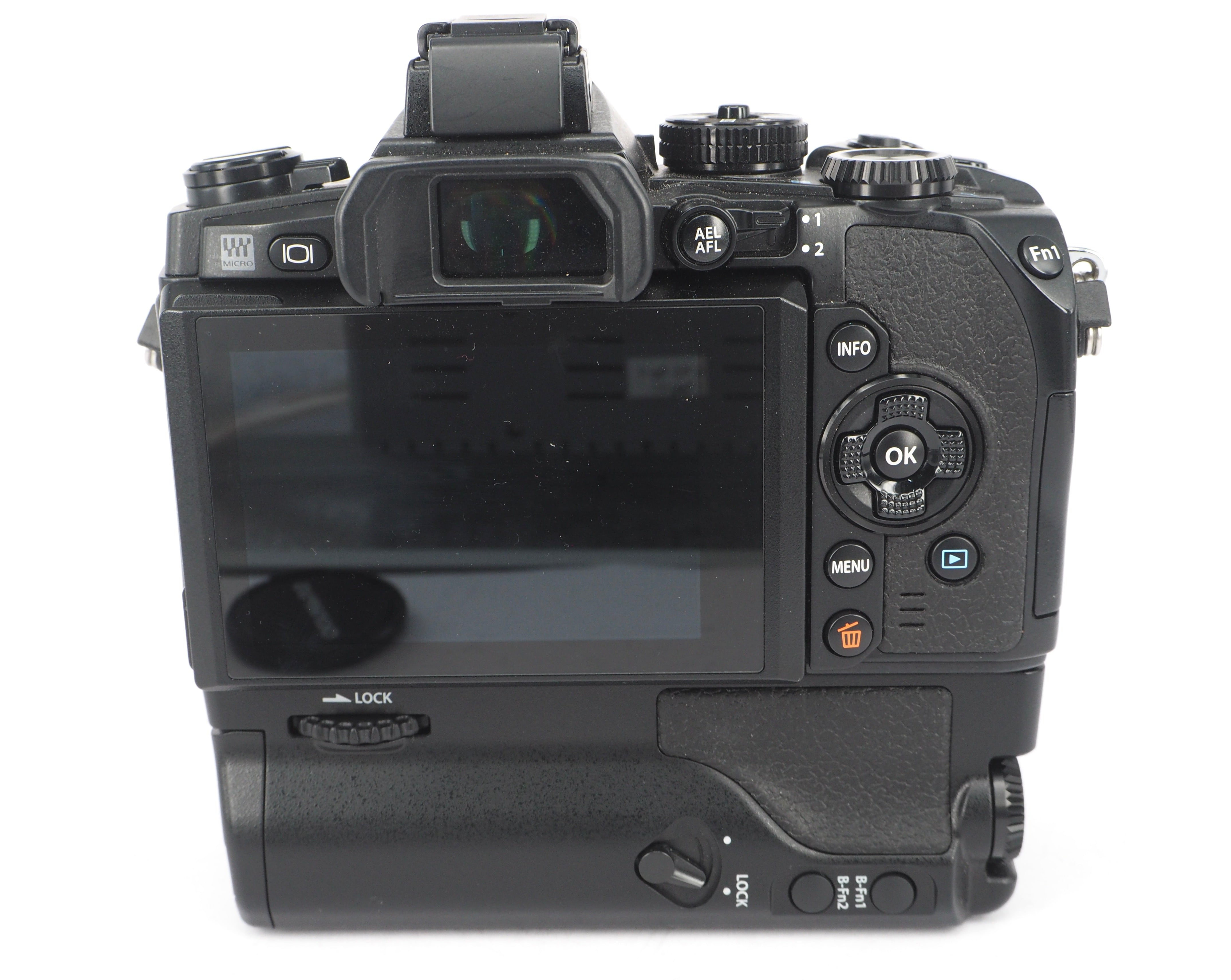 Used Olympus OM-D E-M1 + HLD-7  Digital Camera